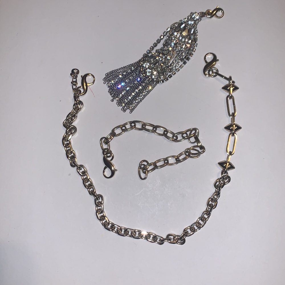 Cabi Wink detachable necklace